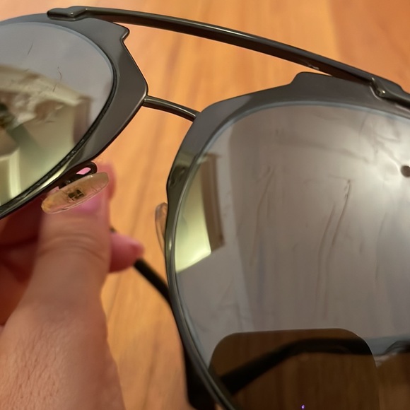 Dior Sunglasses - Picture 6 of 7